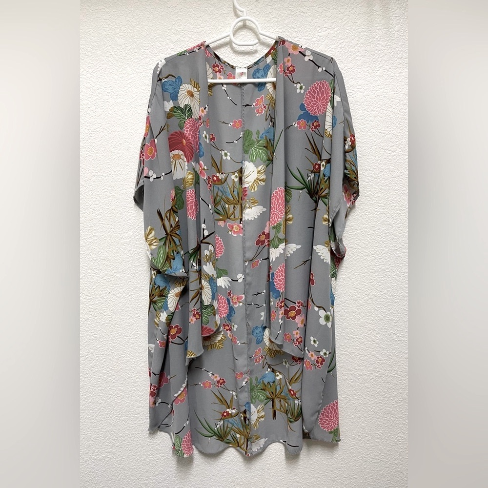 🌺 I JOAH Floral Kimono with Multicolor Oriental Blooms Oversize Size S